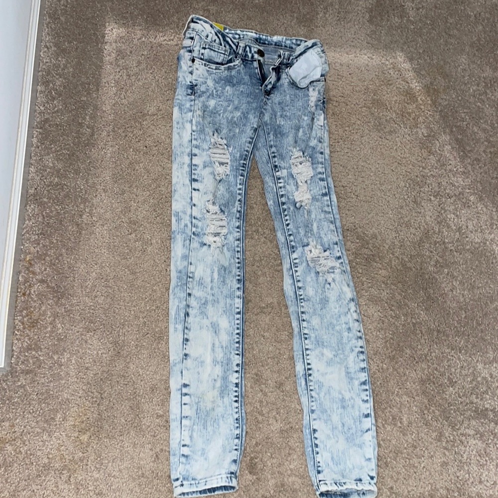 Ripped jeans